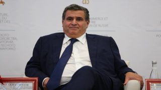 وَرشات مُغلقة في فنادِقَ مُصنفة.. والموضوع: كيف تُدافع عن قراراتِ “حكومة أخنوش”
	