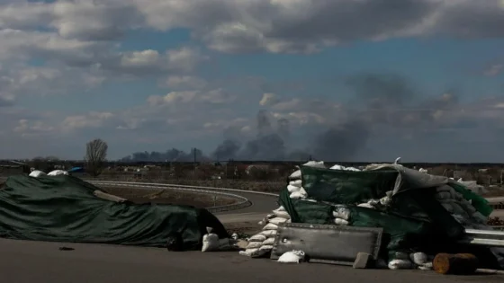 قصف روسي يدمر مطارا بأوكرانيا