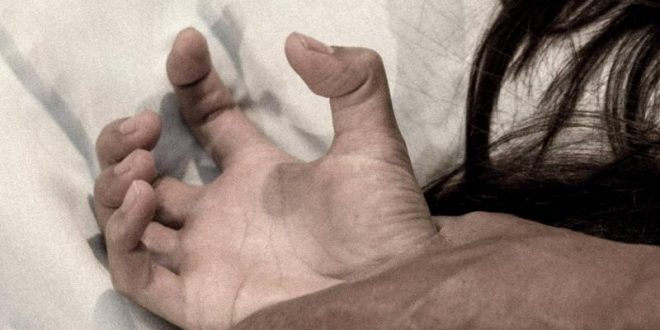 توقيف أستاذ عرض تلميذات لممارسات غير أخلاقية