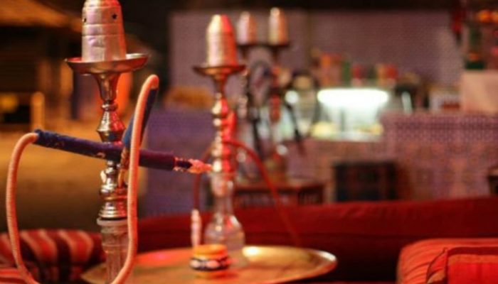 أكادير :مقاهي الشيشا تعود لممارسة نشاطعا العلني في رمضان بعدد من المواقع