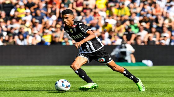 Azzedine OUNAHI of Angers during the French Ligue 1 Uber Eats soccer match between Angers and Nantes at Stade Raymond Kopa on August 7, 2022 in Angers, France. (Photo by Baptiste Fernandez/Icon Sport)