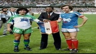 لم يُكتب “لا للفساد” على قميص بلاتيني في الصورة التي جمعته بمارادونا وبيليه