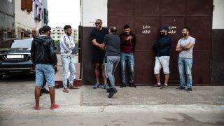 بدر هاري يقرر بيع منزله ببئر الرامي القنيطرة وينتقل إلى مراكش