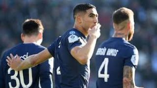 أشرف حكيمي يسهم في اكتساح باريس سان جيرمان لأوكسير في الدوري الفرنسي