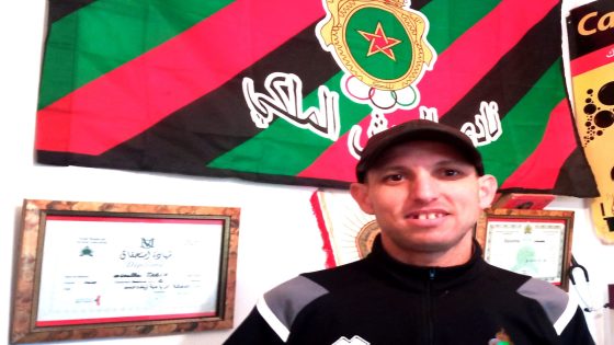 العداء المغربي طارق أوعلا يشارك في سباق الـ 10 كلمترات بالدار البيضاء