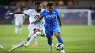 الهلال ينتصر على الشباب ويتأهل لمواجهة النصر في نهائي كأس العرب.